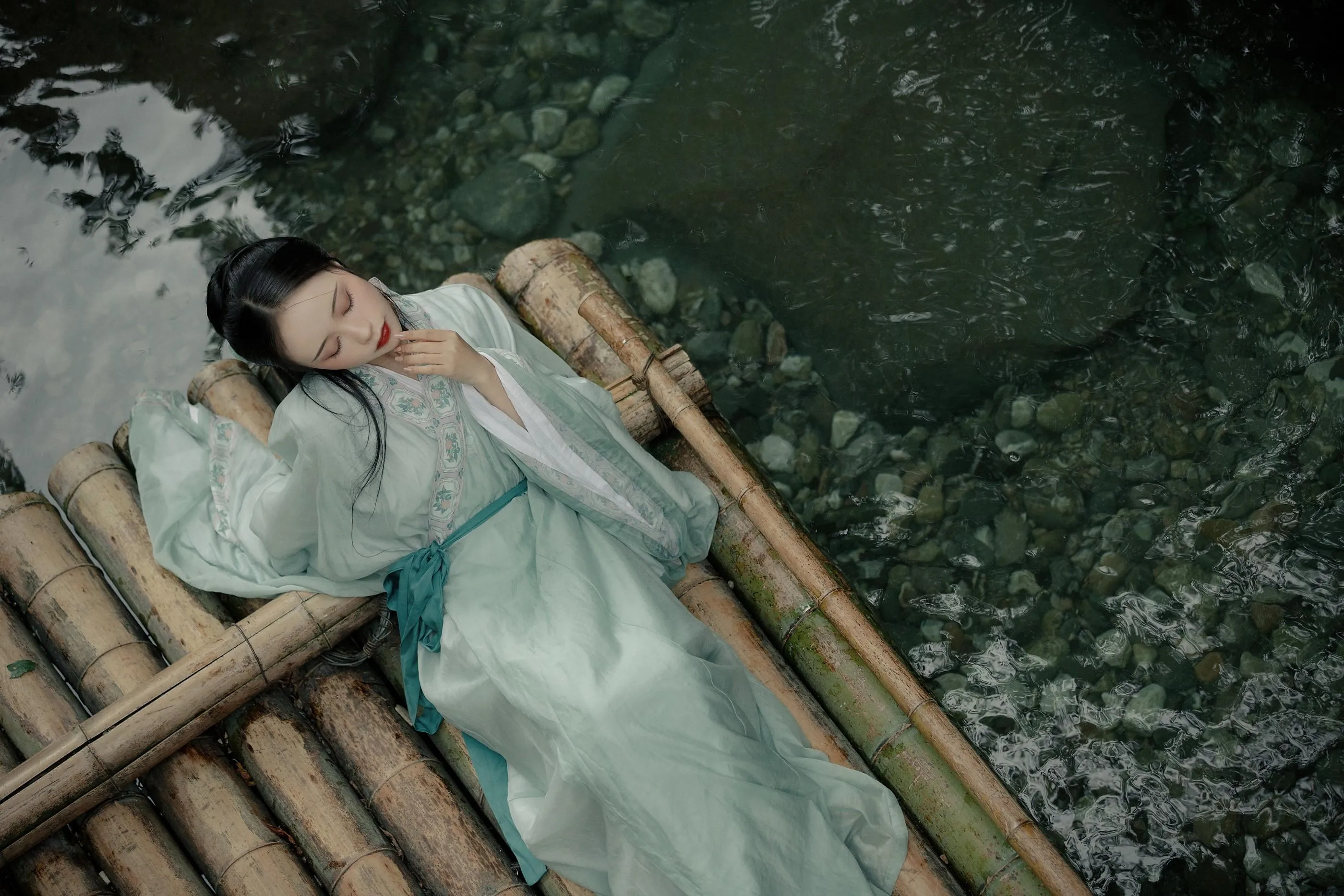 [YITUYU艺图语]2022.08.22 轻舟 梨一依 [21P]插图6